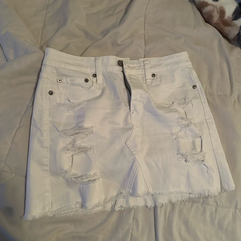 American eagle white skirt 4 NWT